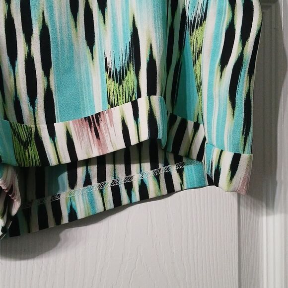 Jennifer Lopez multicolor shorts Sz 14 EUC - Picture 5 of 9